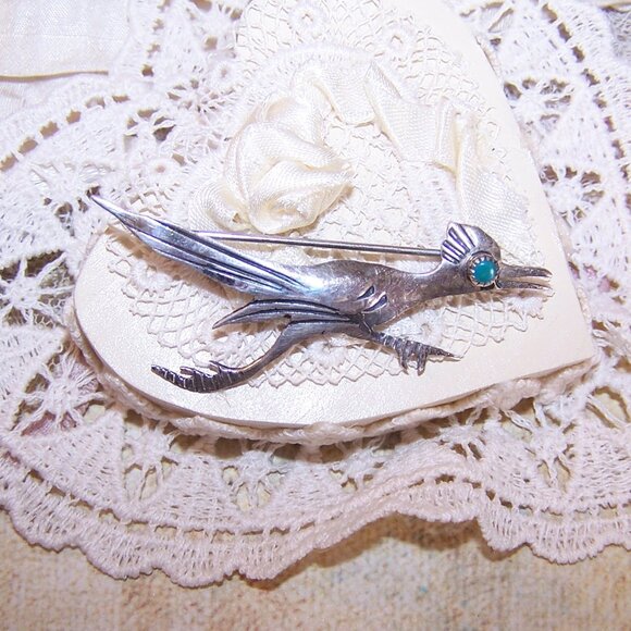 Vintage Native American Sterling Silver Roadrunner Pin Brooch - Turquoise Eye - Picture 1 of 9
